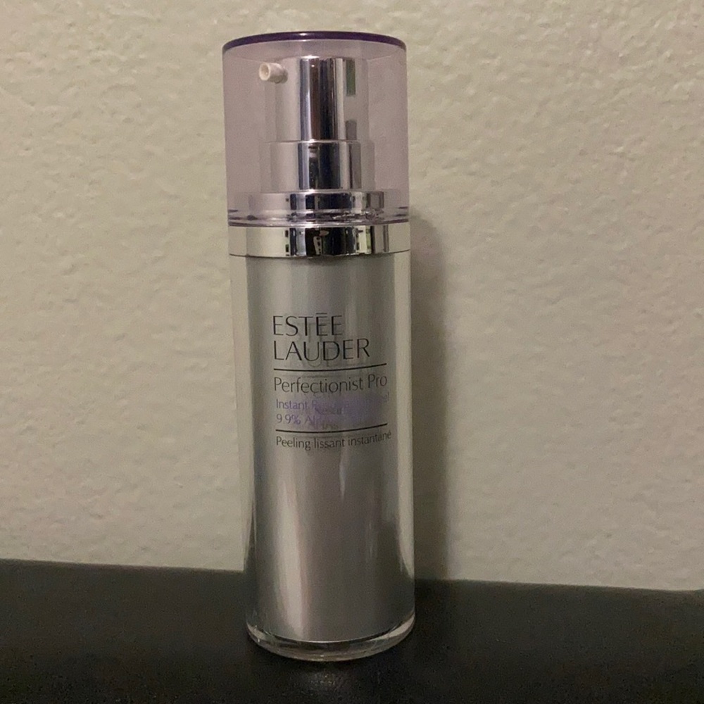 Estée Lauder Perfectionist Pro